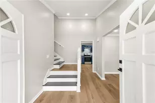 3235 Wintercreeper Dr, Lithonia, GA 30038 - Photo 5