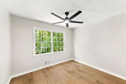 3235 Wintercreeper Drive, Lithonia, GA 30038 - Photo 25