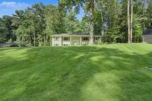 265 Pinetree Dr, Marietta, GA 30068 - Photo 15