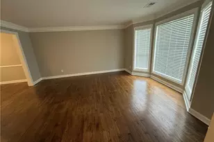 944 Crossing Rock Dr, Lawrenceville, GA 30043 - Photo 5