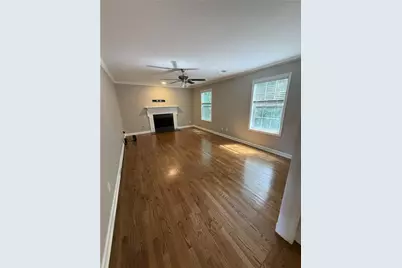 944 Crossing Rock Drive, Lawrenceville, GA 30043 - Photo 3