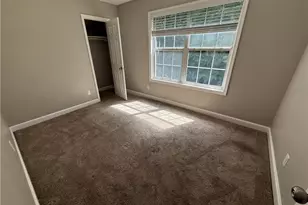 944 Crossing Rock Dr, Lawrenceville, GA 30043 - Photo 15