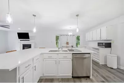 2660 Green Meadow Lane NE, Marietta, GA 30066 - Photo 9