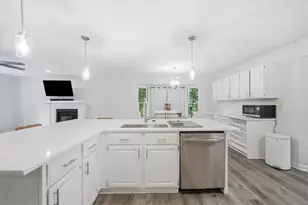 2660 Green Meadow Ln NE, Marietta, GA 30066 - Photo 9
