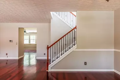 6164 Chastain Way, Fairburn, GA 30213 - Photo 9
