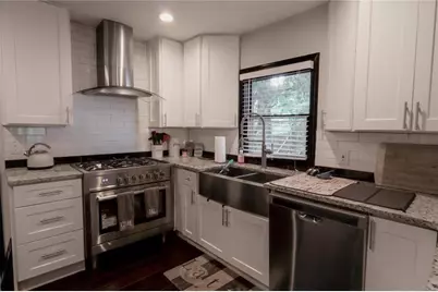 685 Cedar Avenue NW, Atlanta, GA 30318 - Photo 13