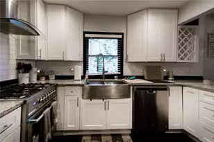 685 Cedar Ave NW, Atlanta, GA 30318 - Photo 17