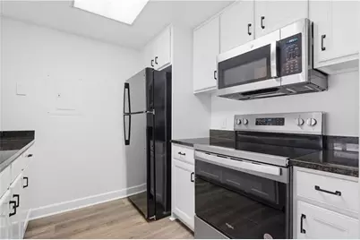 1280 W Peachtree Street NW #1412, Atlanta, GA 30309 - Photo 3