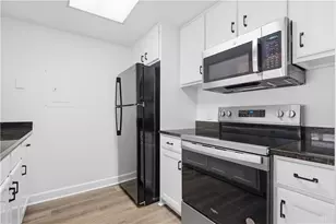 1280 W Peachtree St NW, Atlanta, GA 30309 - Photo 3
