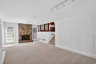 447 Cove Dr, Marietta, GA 30067 - Photo 7