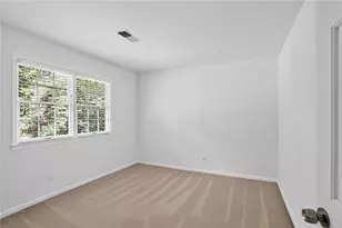 447 Cove Dr, Marietta, GA 30067 - Photo 15