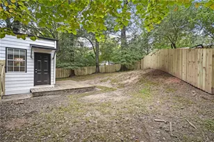 1877 Sumter St NW, Atlanta, GA 30318 - Photo 19