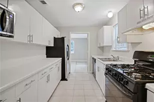 1877 Sumter St NW, Atlanta, GA 30318 - Photo 7