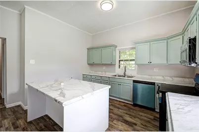306 Cave Spring Street SW, Rome, GA 30161 - Photo 7