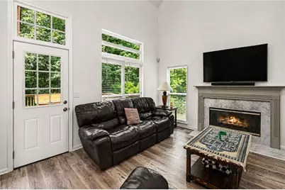 2707 Glenrose Hill, Atlanta, GA 30341 - Photo 9