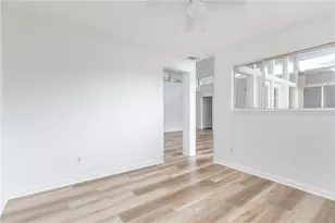 346 Carpenter Dr, Atlanta, GA 30328 - Photo 17