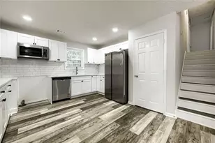 4436 Cypress Ridge Ln, Stone Mountain, GA 30083 - Photo 7