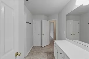 7295 Madison Cir, Union City, GA 30291 - Photo 37
