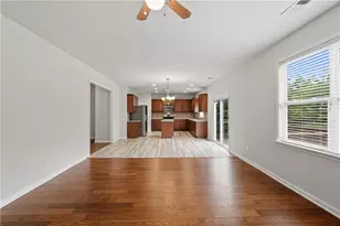 7295 Madison Cir, Union City, GA 30291 - Photo 11