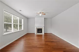 7295 Madison Cir, Union City, GA 30291 - Photo 3