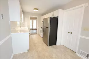 1359 Oakengate Dr, Stone Mountain, GA 30083 - Photo 5
