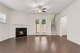 556 Avondale Hills Dr, Avondale Estates, GA 30032 - Photo 9