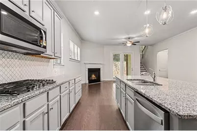 556 Avondale Hills Drive, Avondale Estates, GA 30032 - Photo 13