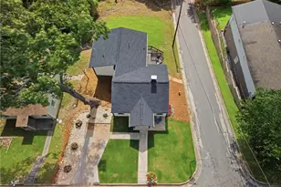 1756 Mary George Ave NW, Atlanta, GA 30318 - Photo 37