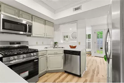111 Mary Gay Court, Decatur, GA 30030 - Photo 13