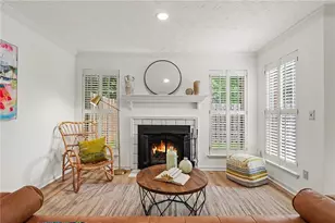 111 Mary Gay Ct, Decatur, GA 30030 - Photo 5