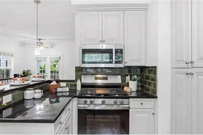 234 Carlyle Park Drive NE, Atlanta, GA 30307 - Photo 13