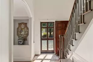 2184 Radcliffe Dr NW, Atlanta, GA 30318 - Photo 7