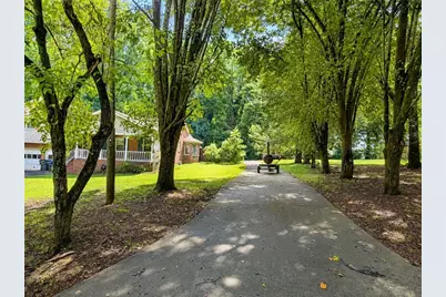 677 Bankshire Drive, Suwanee, GA 30024 - Photo 25