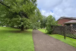 677 Bankshire Dr, Suwanee, GA 30024 - Photo 27