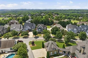 5451 Autumn Flame Dr, Braselton, GA 30517 - Photo 9