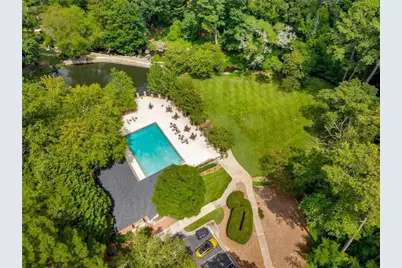 26202 Plantation Drive NE #202, Atlanta, GA 30324 - Photo 17