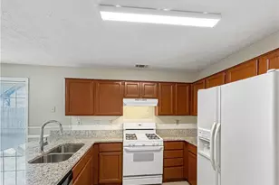 1435 Wheatfield Dr, Lawrenceville, GA 30043 - Photo 11