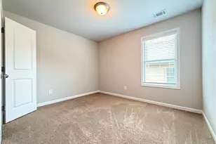 316 Cashes Ct, Lilburn, GA 30047 - Photo 27