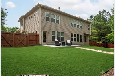 1737 Rolling View Way, Dacula, GA 30019 - Photo 3