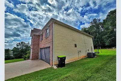 10962 Southwood Drive, Hampton, GA 30228 - Photo 3