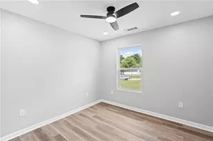 203 Hill St, Auburn, GA 30011 - Photo 15