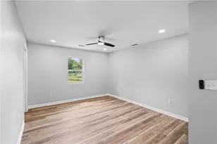 203 Hill St, Auburn, GA 30011 - Photo 11