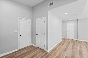 203 Hill St, Auburn, GA 30011 - Photo 15