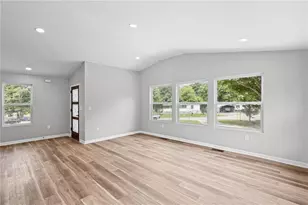 203 Hill St, Auburn, GA 30011 - Photo 5