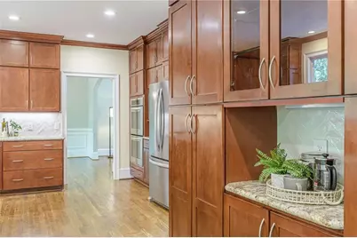 10685 Oxford Mill Circle, Johns Creek, GA 30022 - Photo 21