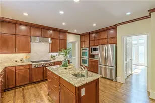 10685 Oxford Mill Cir, Johns Creek, GA 30022 - Photo 17