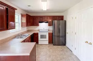 624 Stadler Pointe, McDonough, GA 30253 - Photo 3