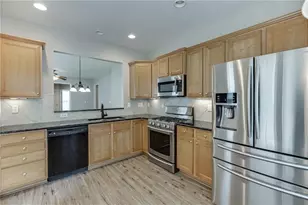 6160 Longleaf Dr, Hoschton, GA 30548 - Photo 7