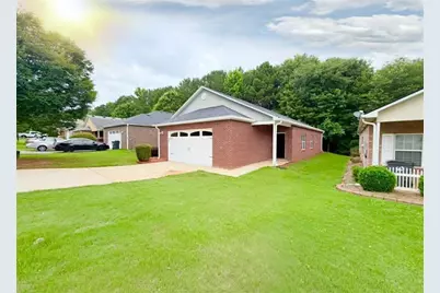 136 Astilbe Meadow Drive, Locust Grove, GA 30248 - Photo 5