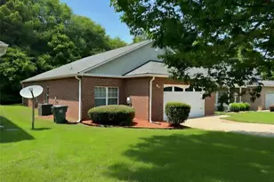 136 Astilbe Meadow Dr, Locust Grove, GA 30248 - Photo 3